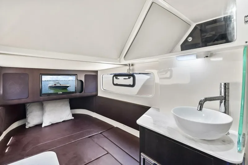 Slide: The Image of 2018 Scout 355 Lxf - Image 12 - 12