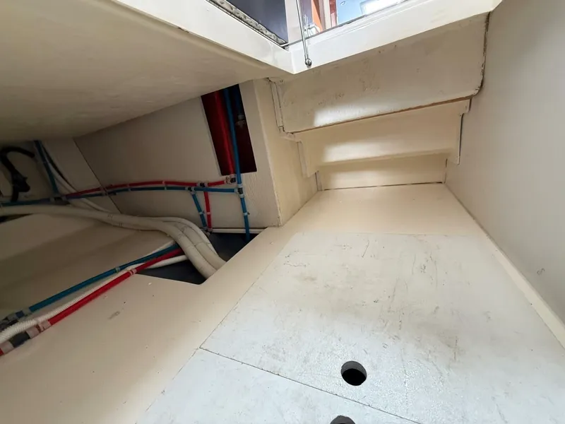 Slide: The Image of 2020 Carver C36 Command Bridge - Image 104 - 104