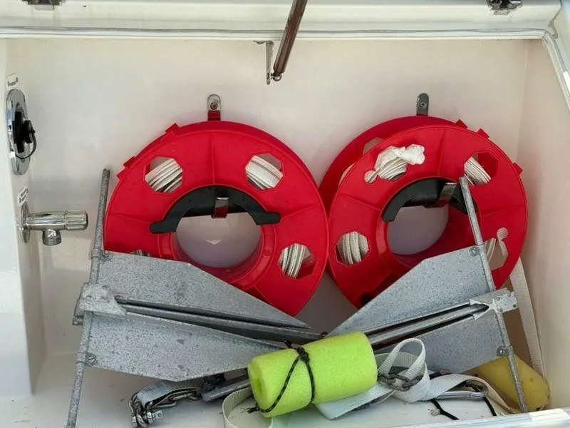 Slide: The Image of 2020 Carver C36 Command Bridge - Image 38 - 38