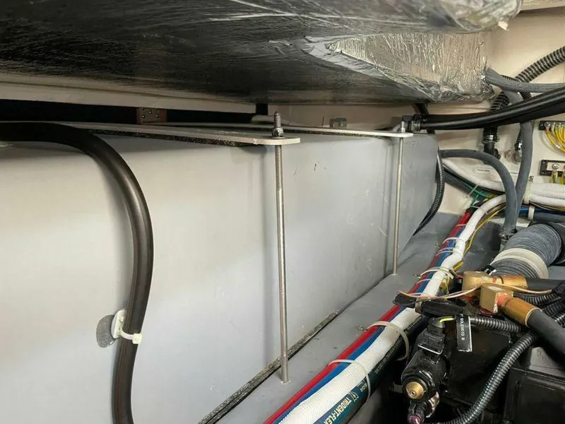 Slide: The Image of 2020 Carver C36 Command Bridge - Image 56 - 56