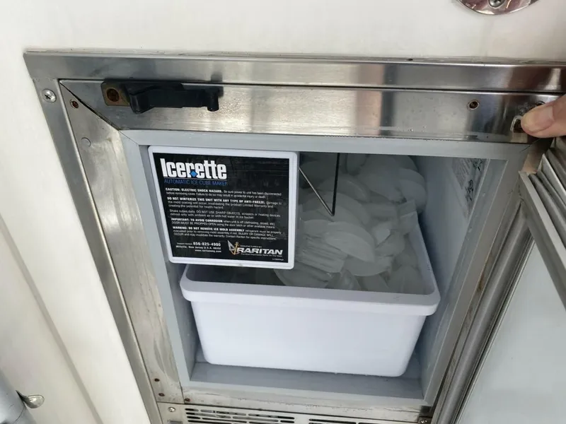 Slide: The Image of 2020 Carver C36 Command Bridge - Image 84 - 84