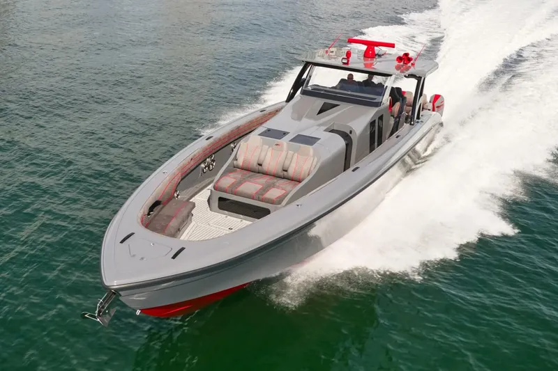 Slide: The Image of 2024 Midnight Express 52 Vitesse - Image 3 - 3