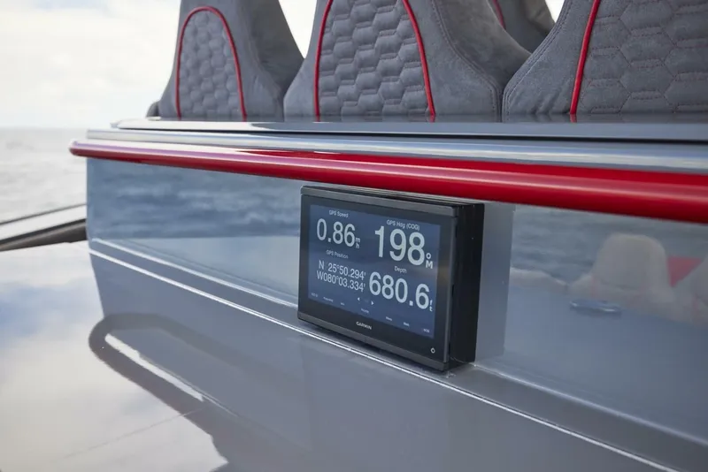 Slide: The Image of 2024 Midnight Express 52 Vitesse - Image 37 - 37