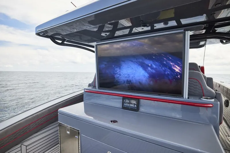 Slide: The Image of 2024 Midnight Express 52 Vitesse - Image 46 - 46