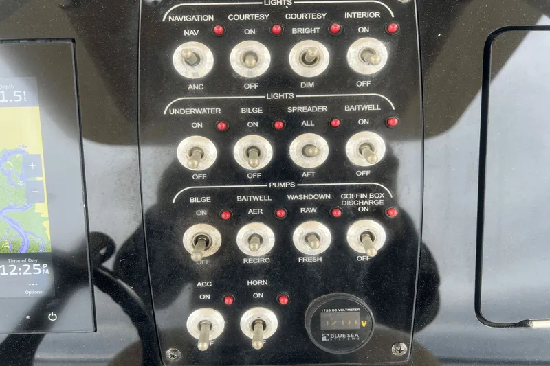 Slide: The Image of Scout 240 XSF 2022 - 13