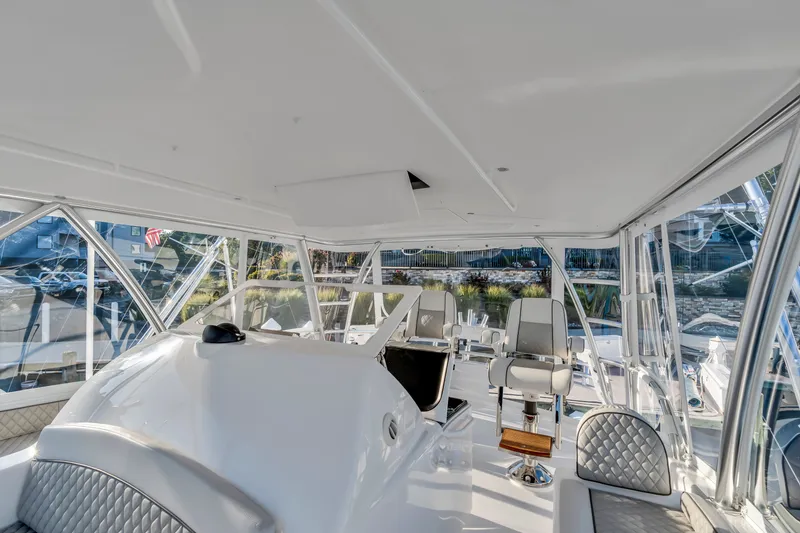 Slide: The Image of Viking 58 Convertible 2025 - 117