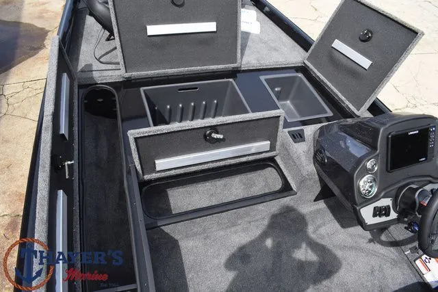 Slide: The Image of Ranger RT178 2025 - 14