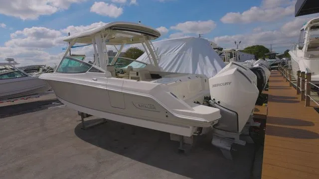 The Image of Boston Whaler 280 Vantage 2025 - 1