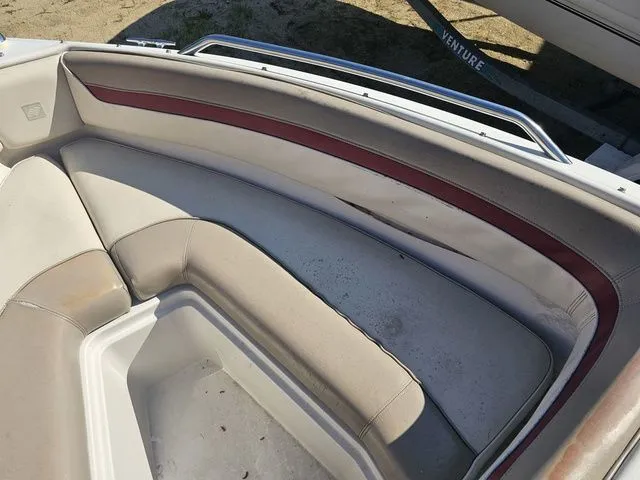 Slide: The Image of Four Winns 190 HORIZON DLX 1996 - 3