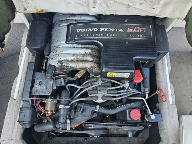 Slide: The Image of Four Winns 190 HORIZON DLX 1996 - 7