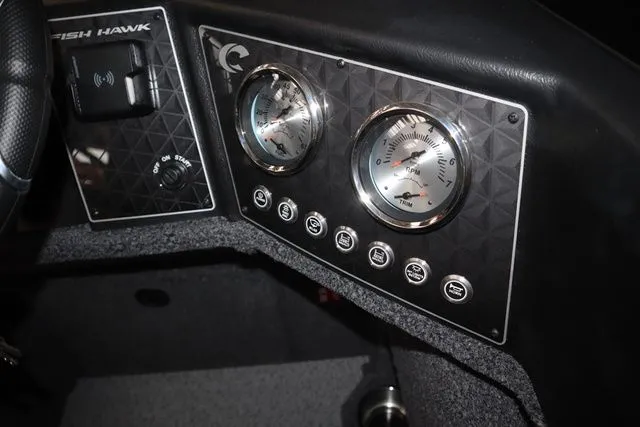 Slide: The Image of Crestliner 1850 Fish Hawk WT JS 2026 - 7