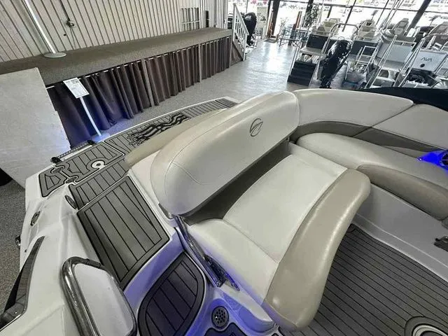Slide: The Image of Crownline Boats 285 SS 2013 - 18