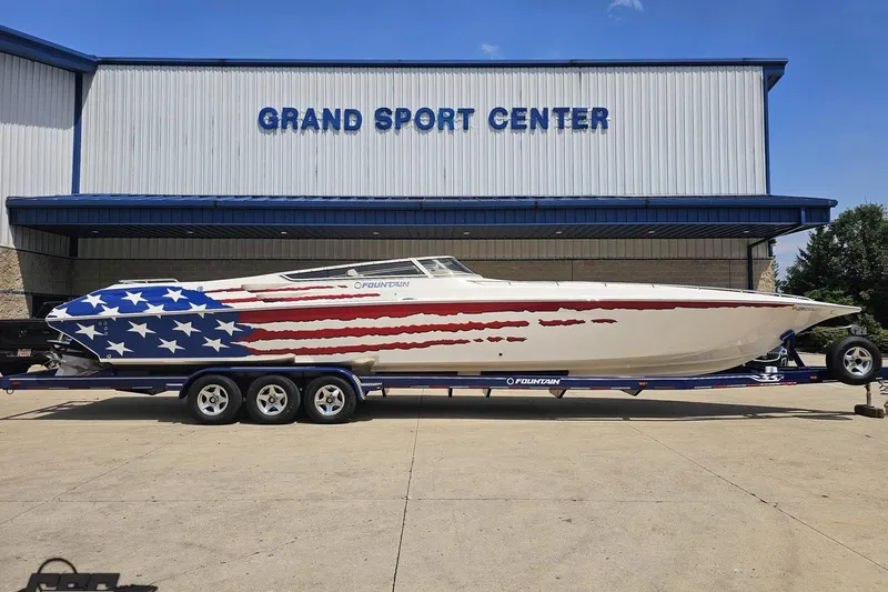 Slide: The Image of 2007 Fountain 42 Lightning boat with American flag design at Grand Sport Center. - 1