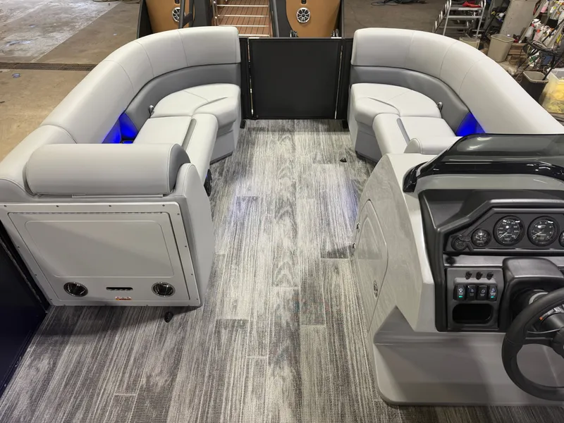 Slide: The Image of Bentley Pontoons Legacy 220 Swingback & Honda 4-Stroke EFI 2026 - 27