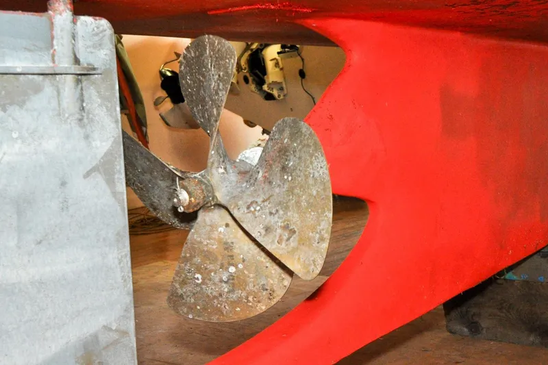 Slide: The Image of Holland 32 - Dorsey Dee - In Storage - Propeller - 11