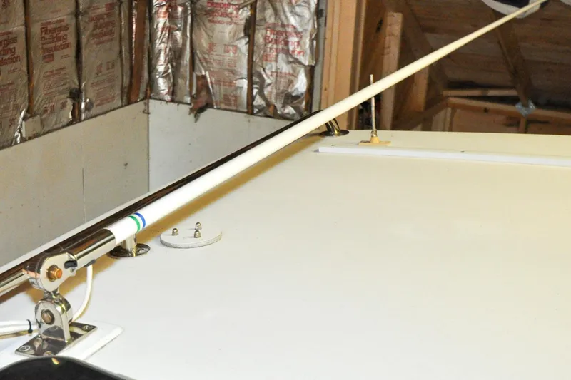 Slide: The Image of Holland 32 - Dorsey Dee - Pilot Salon Roof - VHF Antenna - 44