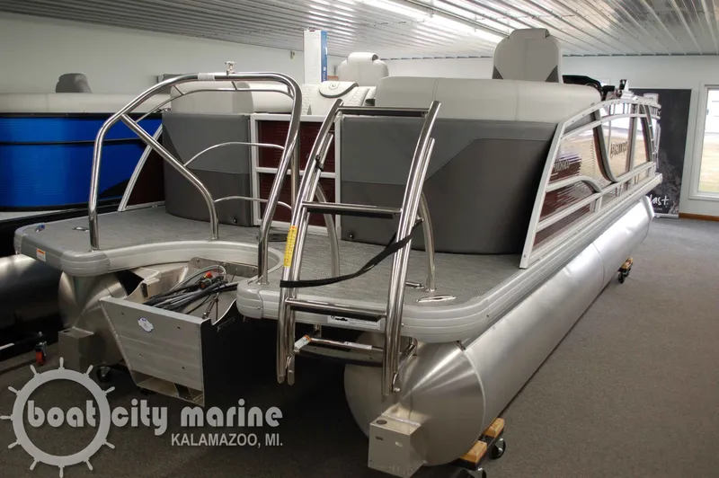 Slide: The Image of Godfrey Monaco 215 SB 2023 - 3