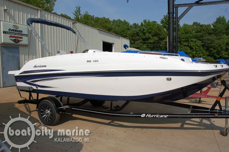 Slide: The Image of Hurricane SunDeck Sport SS 188 I/O 2025 - 2