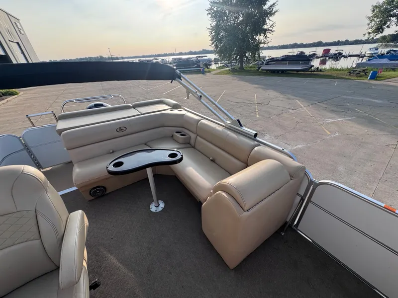 Slide: The Image of South Bay 522CR 2014 - 10