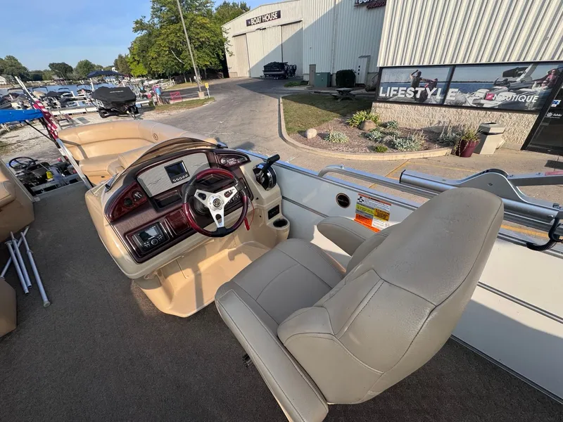 Slide: The Image of South Bay 522CR 2014 - 12