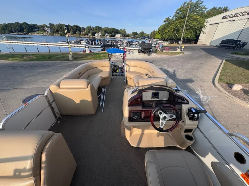 Slide: The Image of South Bay 522CR 2014 - 15