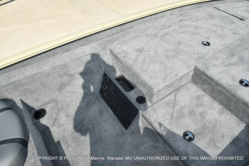 Slide: The Image of Tracker Savage 215 w/200HP Mercury Pro-XS 2026 - 48