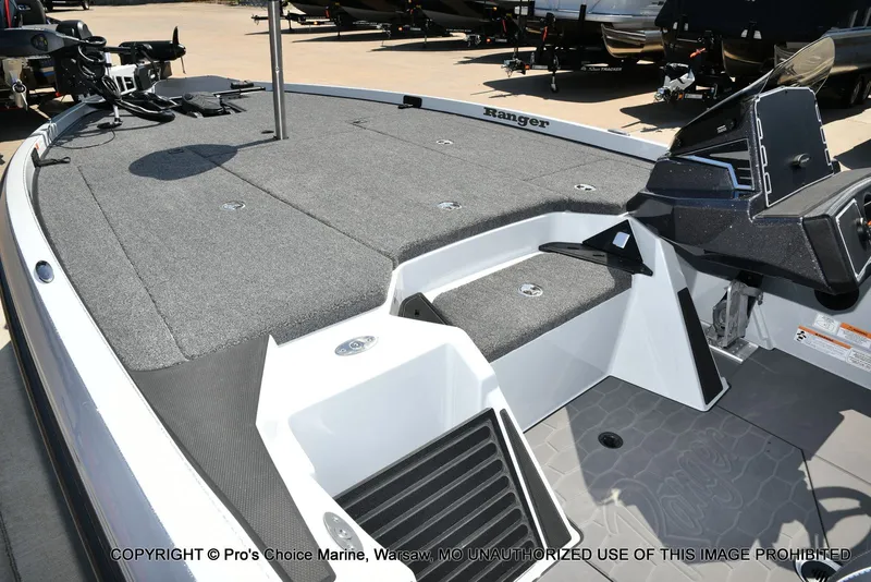 Slide: The Image of Ranger Z520 2026 - 12