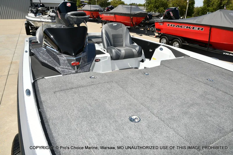 Slide: The Image of Ranger Z520 2026 - 32