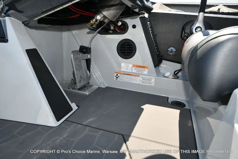 Slide: The Image of Ranger Z520 2026 - 42