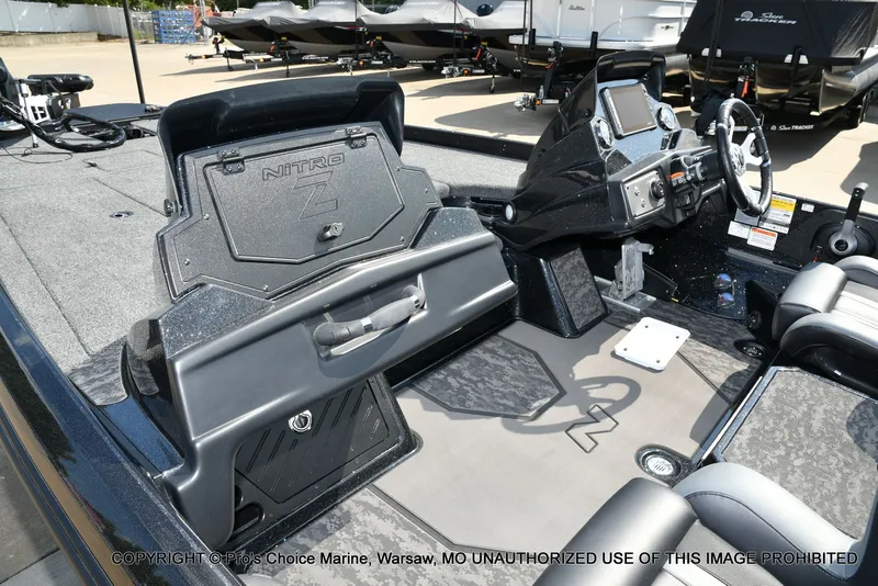 Slide: The Image of Nitro Z21 XL Dual Console 2026 - 15