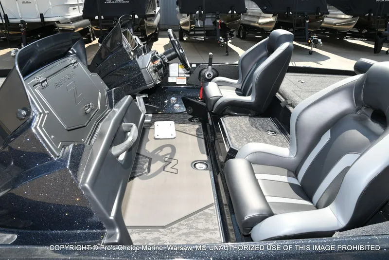 Slide: The Image of Nitro Z21 XL Dual Console 2026 - 16