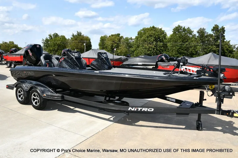 Slide: The Image of Nitro Z21 XL Dual Console 2026 - 70