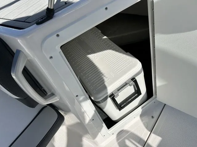 Slide: The Image of Yamaha AR195 2025 - 20