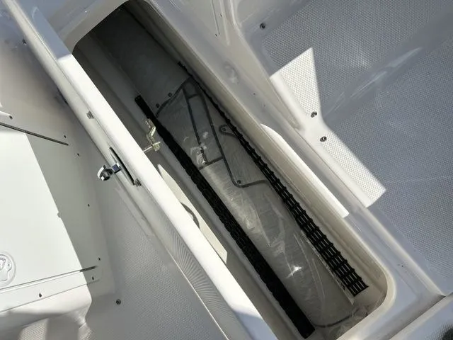 Slide: The Image of Yamaha AR195 2025 - 22