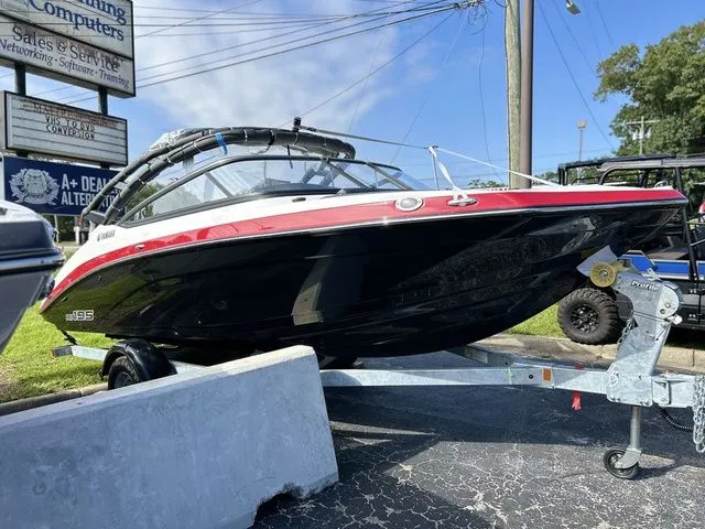 Slide: The Image of Yamaha AR195 2025 - 35