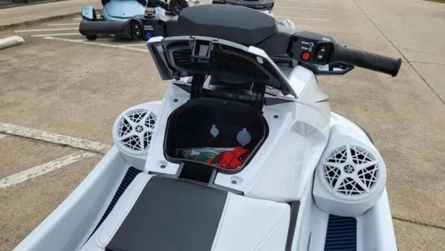 Slide: The Image of Yamaha VX 2026 - 12