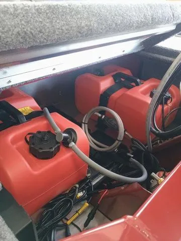 Slide: The Image of Tracker Bass Tracker Classic XL 2026 - 8