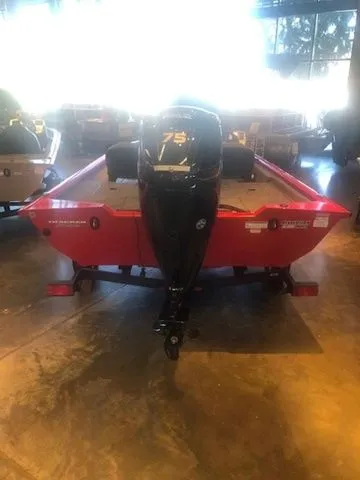 Slide: The Image of Tracker Pro Team 175 TF 2026 - 30