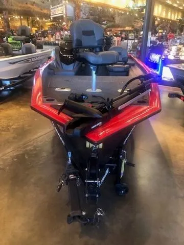 Slide: The Image of Tracker Pro Team 175 TF 2026 - 36