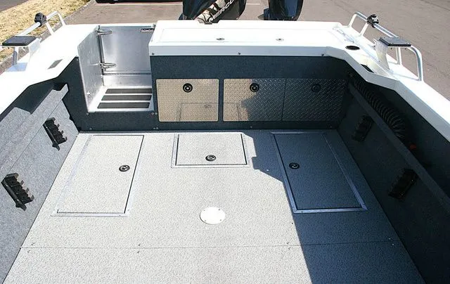 Slide: The Image of Thunder Jet 210 Luxor Limited 2021 - 11