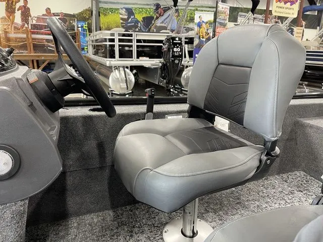 Slide: The Image of Tracker Super Guide V-16 SC 2026 - 18