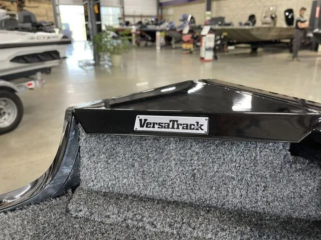 Slide: The Image of Tracker Super Guide V-16 SC 2026 - 22