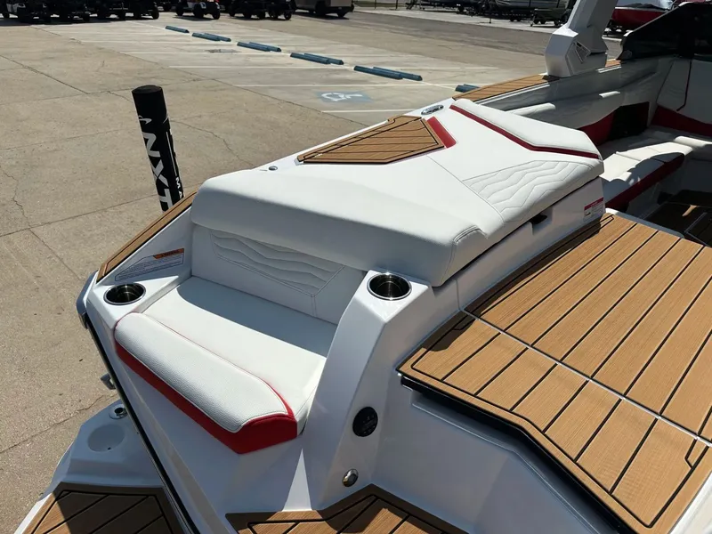 Slide: The Image of Nautique G25 2026 - 13