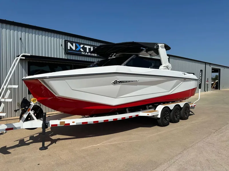 Slide: The Image of Nautique G25 2026 - 2