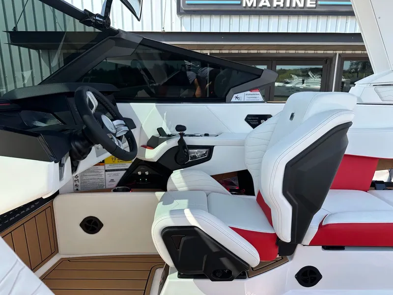 Slide: The Image of Nautique G25 2026 - 20