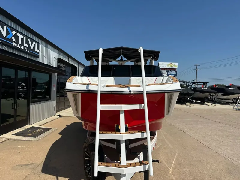 Slide: The Image of Nautique G25 2026 - 9