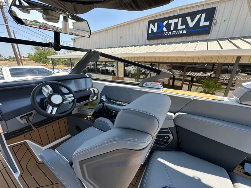 Slide: The Image of Nautique G25 2026 - 17