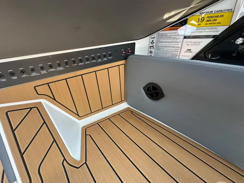 Slide: The Image of Nautique G25 2026 - 30