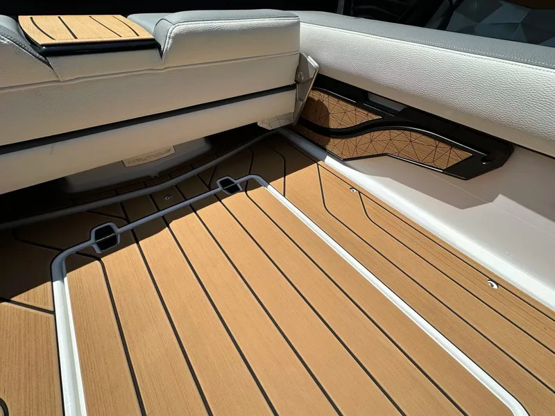 Slide: The Image of Nautique G25 2026 - 39