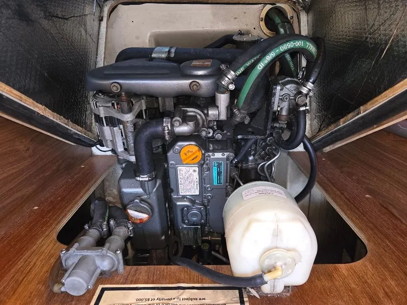 Slide: The Image of Hunter 36 2006 - 22